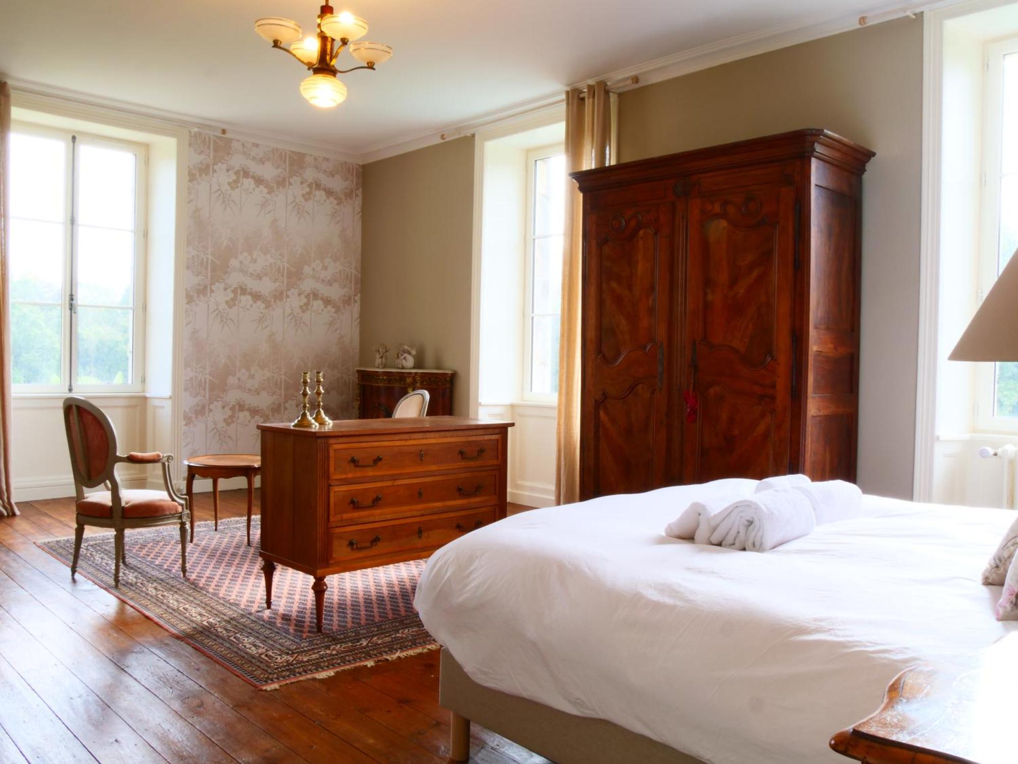 Domaine Du Cloitre Bed & Breakfast Пленеф-Вал-Андре Екстериор снимка