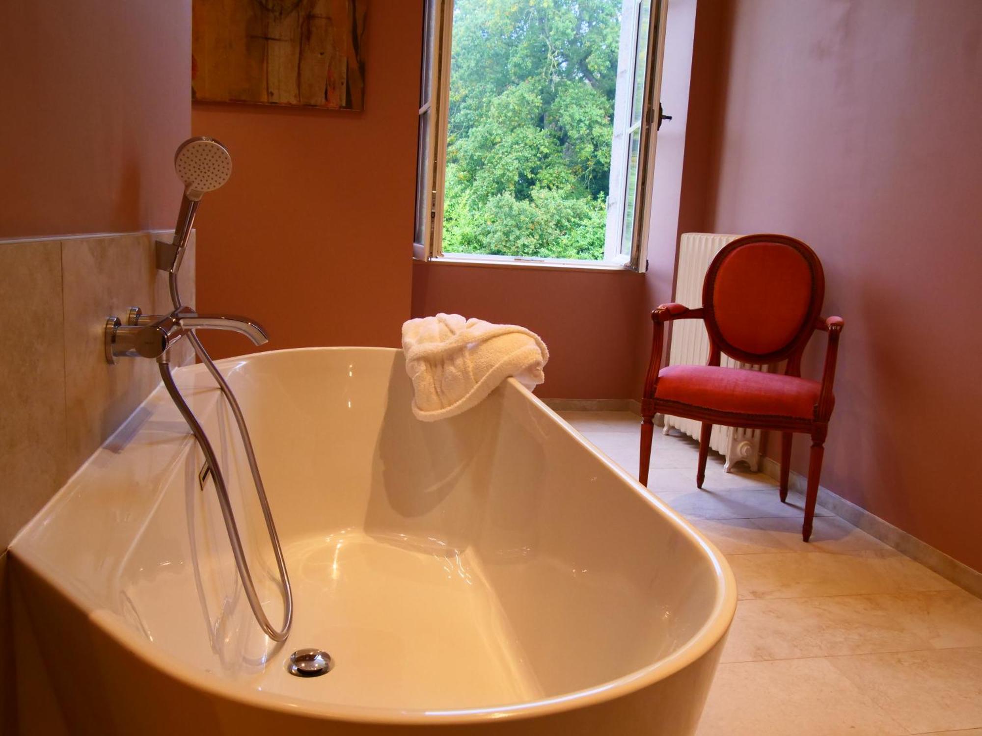Domaine Du Cloitre Bed & Breakfast Пленеф-Вал-Андре Екстериор снимка